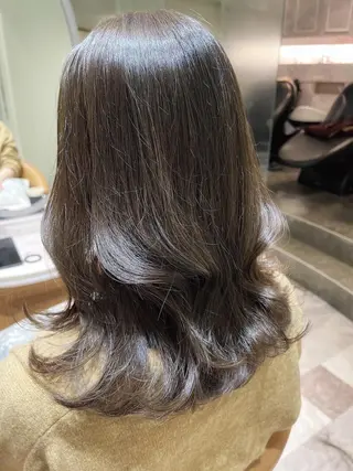 セミロング カラー 韓国ヘア特化型美容師 カワノマイ🇰🇷のヘアスタイル