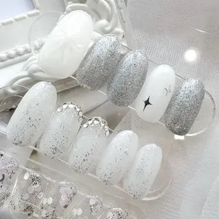 ネイル Lutena💅🏻 伊藤のネイルデザイン