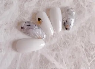 ネイル 塚田 由香里のネイルデザイン