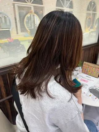 ロング カラー あんどう ゆうかのヘアスタイル