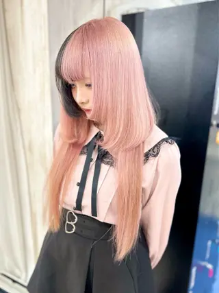 ロング white．梅田所属・GATE. カラーモデル募集のヘアスタイル