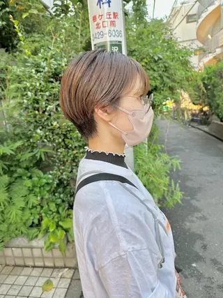 ショート カラー 髪質改善/縮毛矯正/ 艶カラー/内山翔太のヘアスタイル