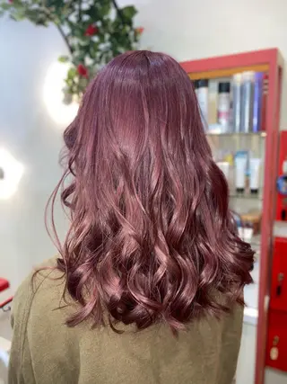 セミロング ゆぴ☾‪/推しカラー /ハイトーンのヘアスタイル