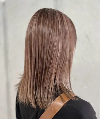 ミディアム カラー sena 西大分Marianaのヘアスタイル