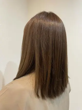 カラー アトリエリーベル所属・佐々木 奈菜江のヘアスタイル