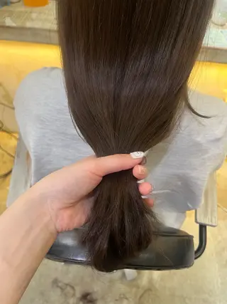 ミディアム 顔まわりカット/ 艶感カラー/sikiのヘアスタイル