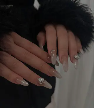 ネイル atelier moi所属・atelier moiのネイルデザイン