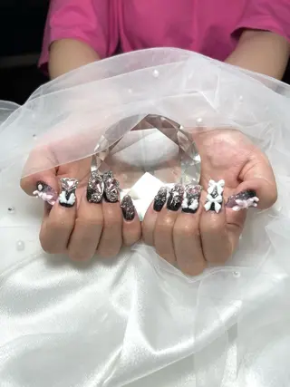 ネイル 井尻 紗菜のネイルデザイン