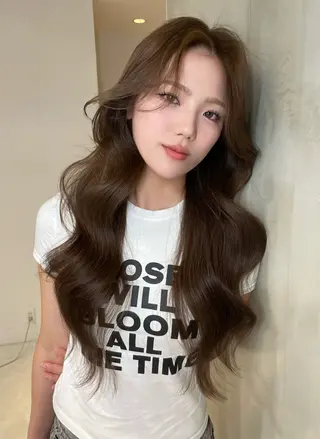 ロング カラー 艶カラー♡クール トレンドヘア♡アユミのヘアスタイル