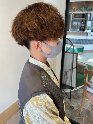 ショート パーマ 津田 七美希のヘアスタイル