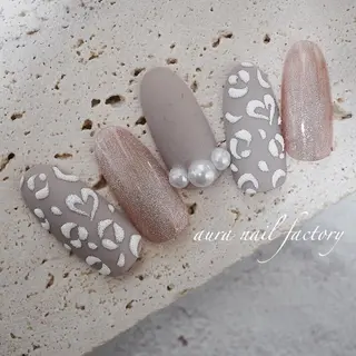 ミディアム カラー ネイル 赤羽 アウラ ネイルファクトリーのネイルデザイン