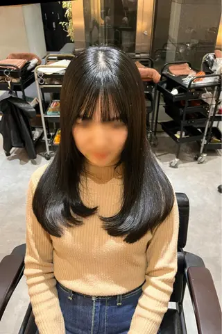 ロング レイヤーカット/ うる艶カラー/ユイのヘアスタイル