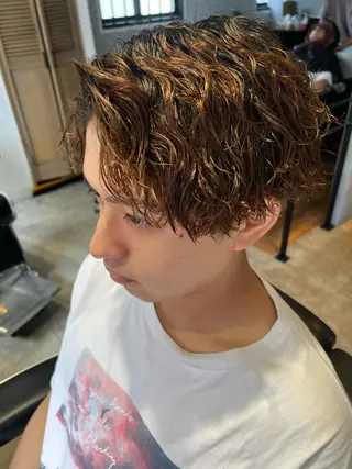 ミディアム パーマ メンズ eight  men 吉祥寺所属・メンズ専門　店長 大澤幸平のヘアスタイル