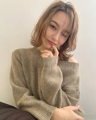 ミディアム カラー ヘアアレンジ 髪質改善支持率 No. 1✨mayuのヘアスタイル