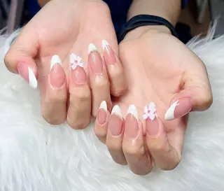 ネイル ダン ゴーゴックビックのネイルデザイン