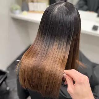 ロング パーマ ブリーチなし Ⅰ 髪質改善カラーのヘアスタイル