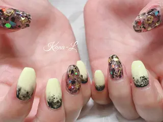 ネイル 芦辺 香奈のネイルデザイン