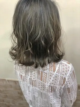 ミディアム EIGHT 船橋のヘアスタイル