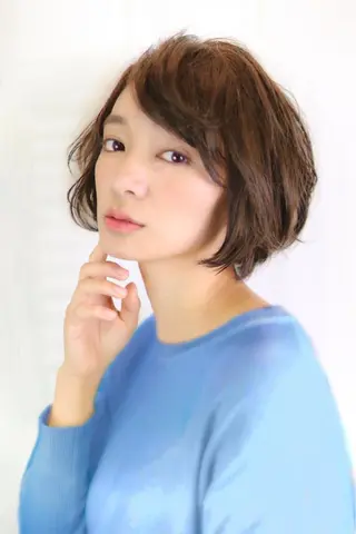 ミディアム 美容歴15年 岩田芳郎のヘアスタイル