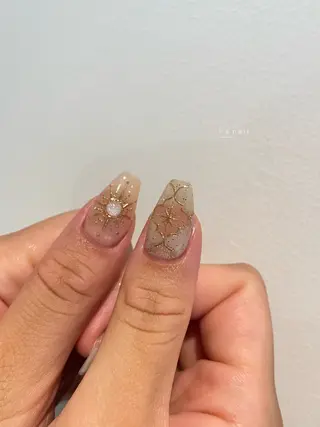 ネイル i's nail 〈アイズネイル〉のネイルデザイン