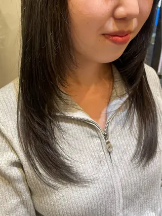 ミディアム 新宿 /透明感カラー レイヤー/NANAのヘアスタイル