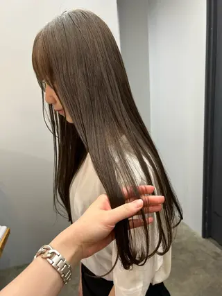 カラー ROCCOeast Rukaのヘアスタイル