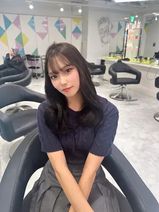 セミロング カラー 🎀愛されgirly ヘア🫧Ayakaのヘアスタイル