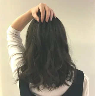 ミディアム カラー 🤍🐰菅原 麻里🐻❄️🤍のヘアスタイル