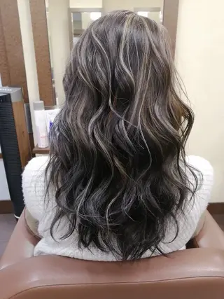 ロング カラー 岩永 知衣のマツエク・マツパデザイン