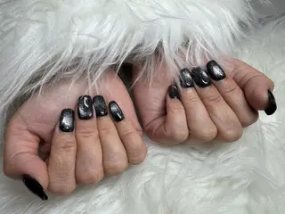 ネイル ꕤ︎︎牧野 麻衣ꕤ︎︎のネイルデザイン