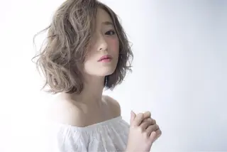 ミディアム HairLE WIN 銀座所属・Hair LEWIN Fujiのヘアスタイル