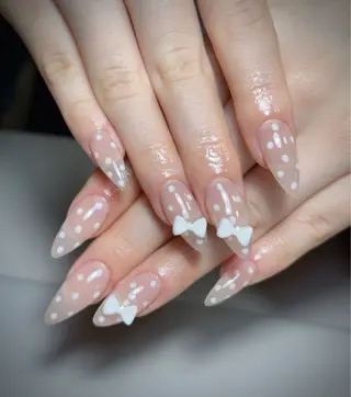 ネイル Rola kira nail salon所属・麗 レイのネイルデザイン