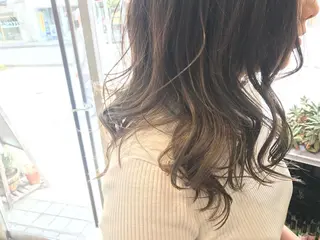 セミロング カラー ヘアアレンジ スズキ シオリのヘアスタイル