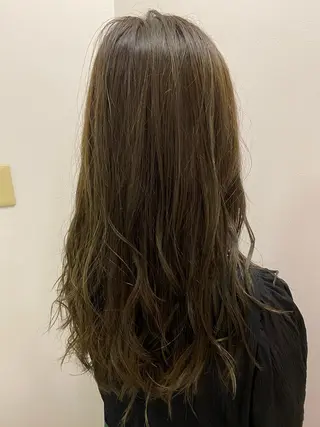 セミロング カラー 髪質改善/美髪矯正 林田和真のヘアスタイル