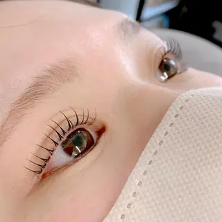 マツエク・マツパ MINAMIDE🦋 根元上げ➕束感👀✨のマツエク・マツパデザイン