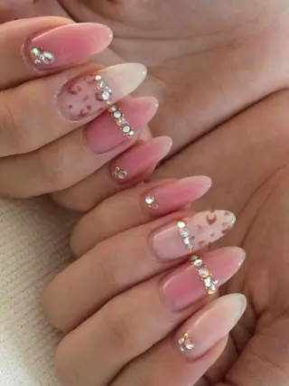 ネイル Sympa 𝓜iwako🐰ᩚのネイルデザイン