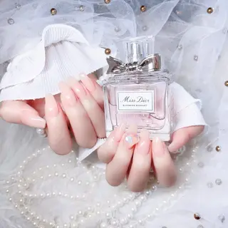 ネイル Yudia🦋 azuのネイルデザイン