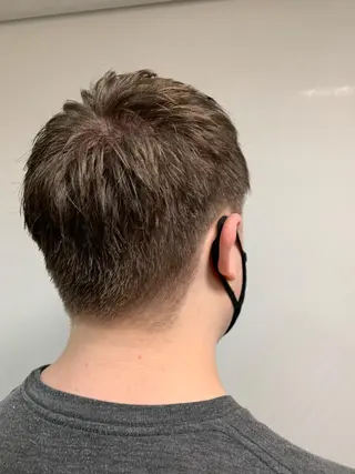 ショート メンズ ウスイマイコ カット/ケアカラーのヘアスタイル