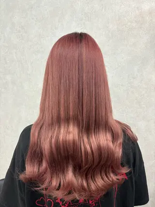 ロング ブリーチ予約率90% 以上✨森山陽向のヘアスタイル