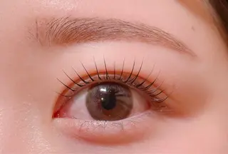 マツエク・マツパ nowe luxe所属・nowe luxeの眉毛・アイブロウイメージ
