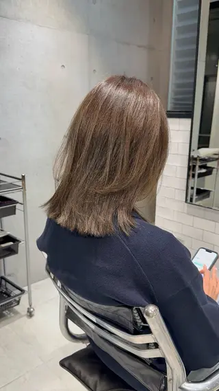セミロング カラー 艶髪ナチュラル ヘア🍀RYOのヘアスタイル