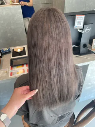 カラー 植手 莉菜のヘアスタイル