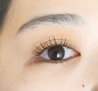 マツエク・マツパ 💜bora .のネイルデザイン