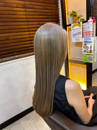 ロング 美髪矯正/酸性ストレ ート/艶カラー/堅田のヘアスタイル