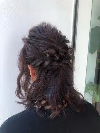 ミディアム ヘアアレンジ 大阪長居🌱野見山 卓也のヘアスタイル