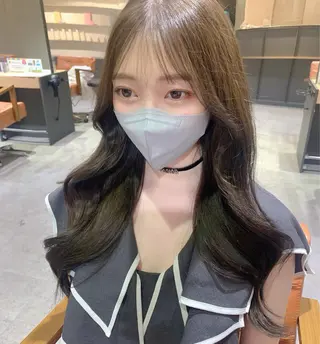 ロング カラー grace by afloat所属・平尾 樹里のヘアスタイル