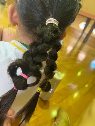 セミロング ヘアアレンジ 桑原 りゆのヘアスタイル