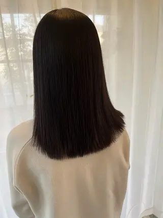 セミロング NeoestLog by あんくるトム所属・ゆうき/触りたくなる 美髪にしますのヘアスタイル