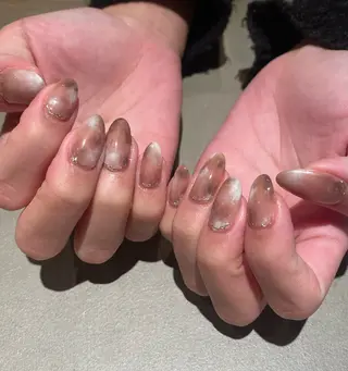 ネイル 藤井 里緒奈のネイルデザイン