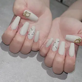 ネイル NEO Beauty Salon所属・𝐍𝐄𝐎 𝐉𝐔𝐑𝐈のネイルデザイン